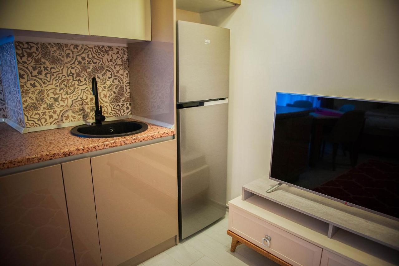 Konak Solid Residence Mamaia Butoaie ママイア エクステリア 写真