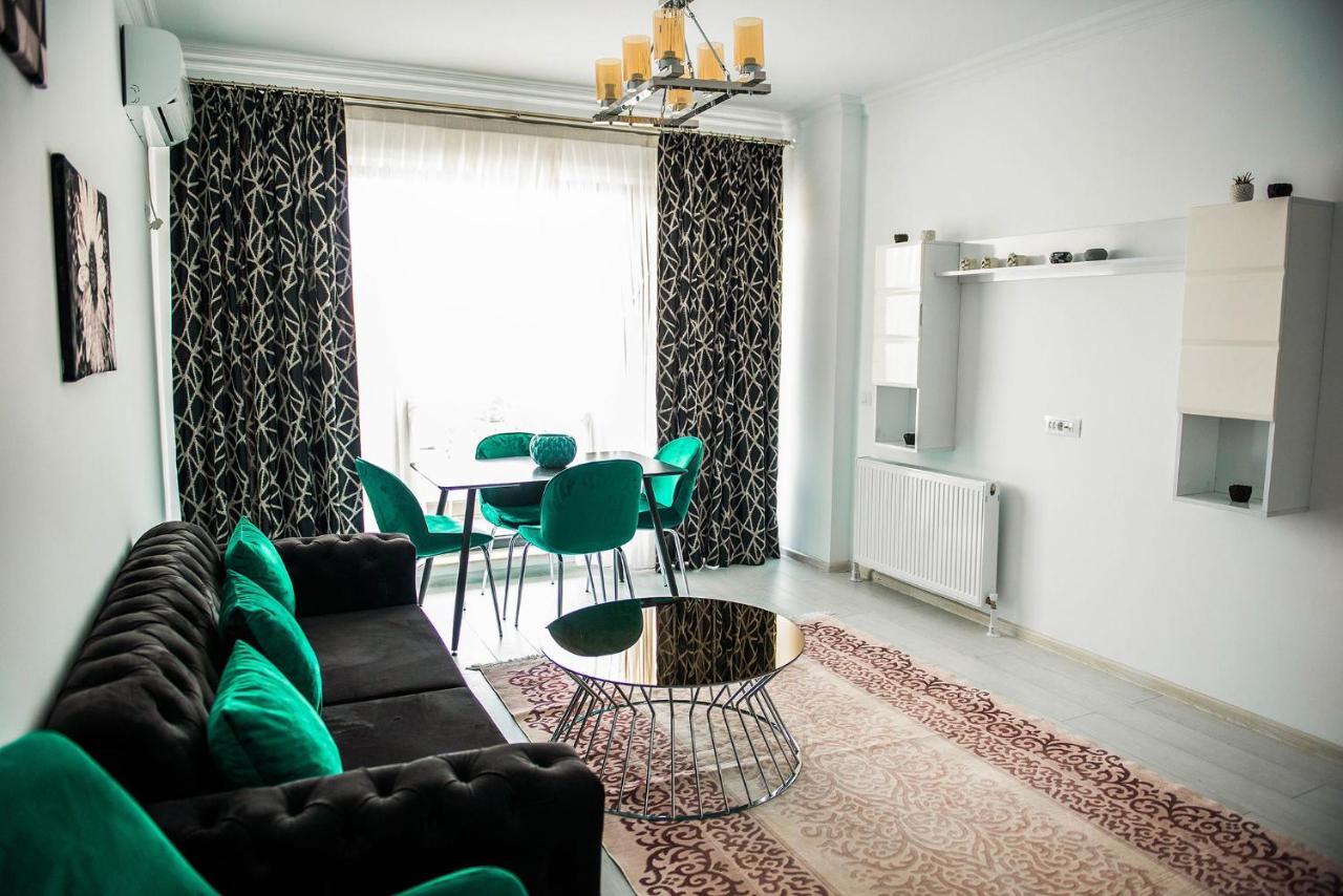 Konak Solid Residence Mamaia Butoaie ママイア エクステリア 写真