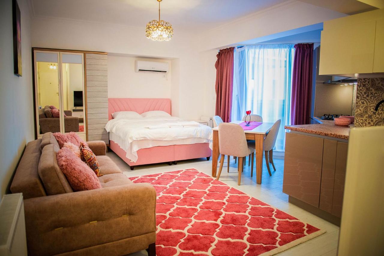 Konak Solid Residence Mamaia Butoaie ママイア エクステリア 写真