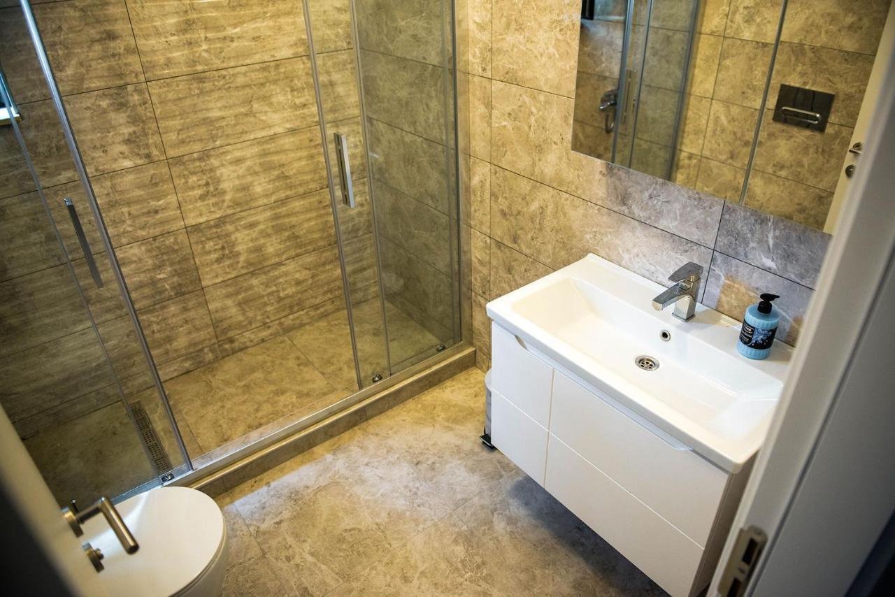 Konak Solid Residence Mamaia Butoaie ママイア エクステリア 写真